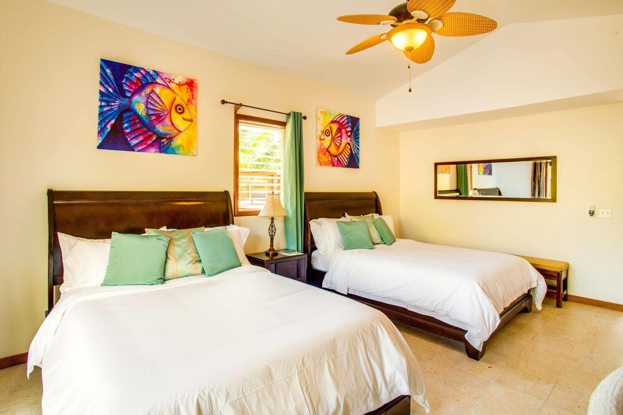 Hatchet Caye Island Resort (Adults Only) Placencia Exterior photo